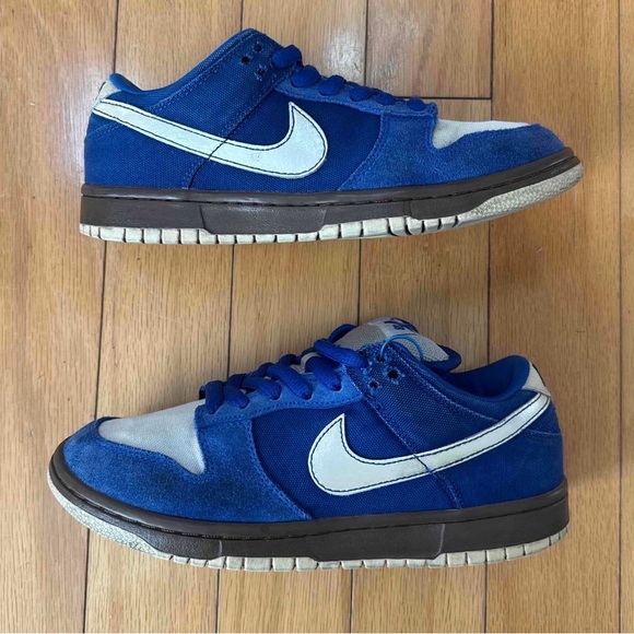 Dunk Low SB Gold Rail